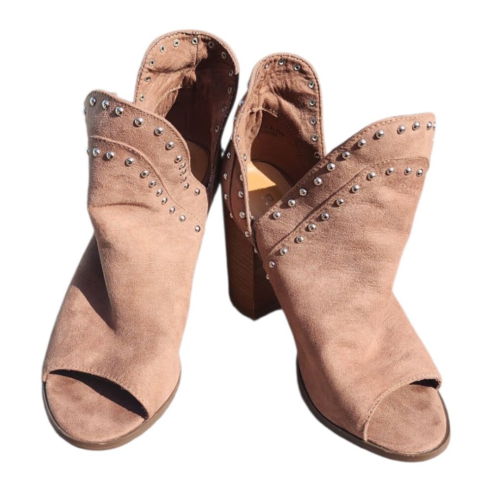 Report Brown Suede Ankle Boot